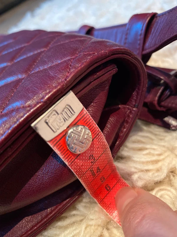 Chanel | heuptas | diamond | burgundy | fanny pack | vintage | lambskin | waist bag