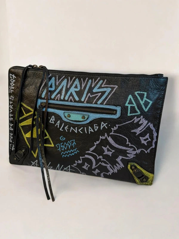NEW Balenciaga Arena City Graffiti Clutch