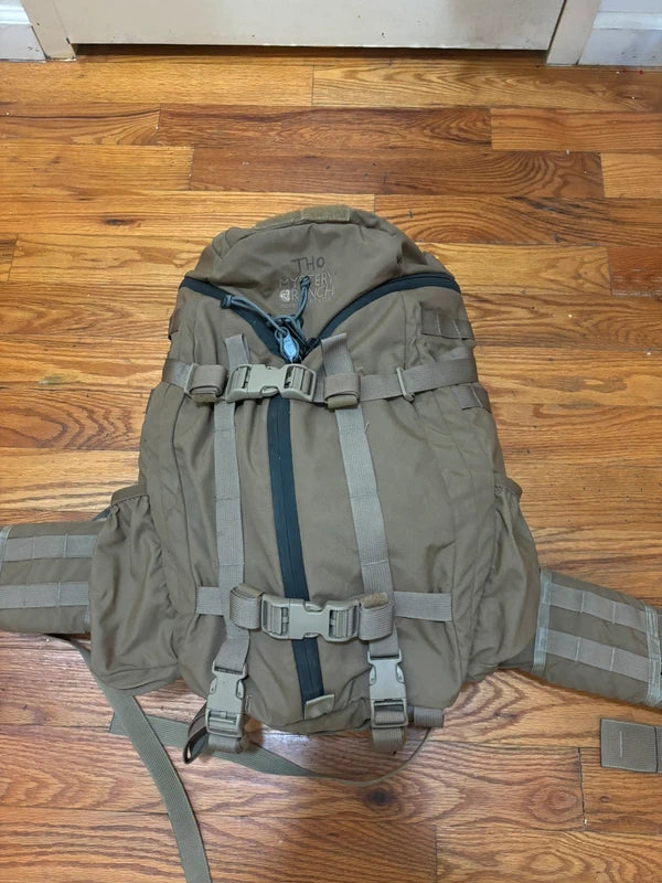 Mystery Ranch 3 Day Assault Pack Coyote Made in USA Very Good Condition Tri-Zip