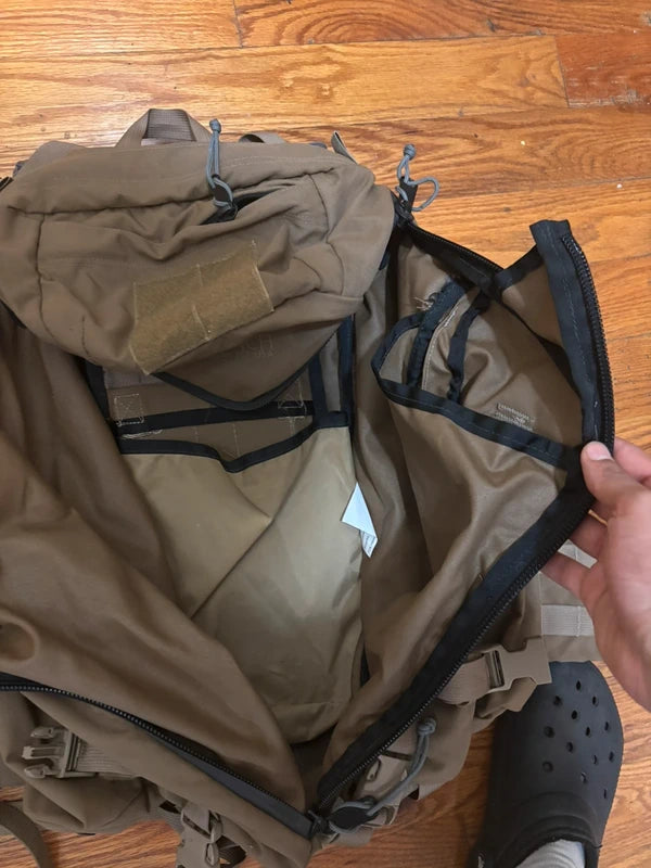 Mystery Ranch 3 Day Assault Pack Coyote Made in USA Very Good Condition Tri-Zip